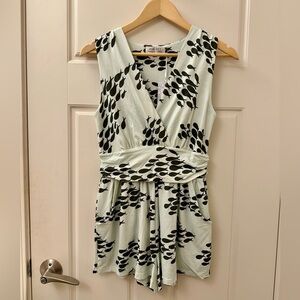 Fighting Eel Romper Miska. Mint Fish. Size XS